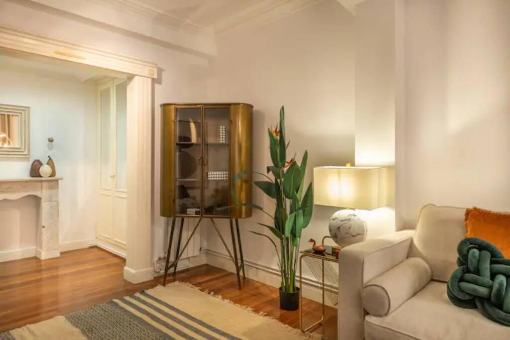 Exclusivo apartamento en el Casco Viejo Bilbao Exterior foto